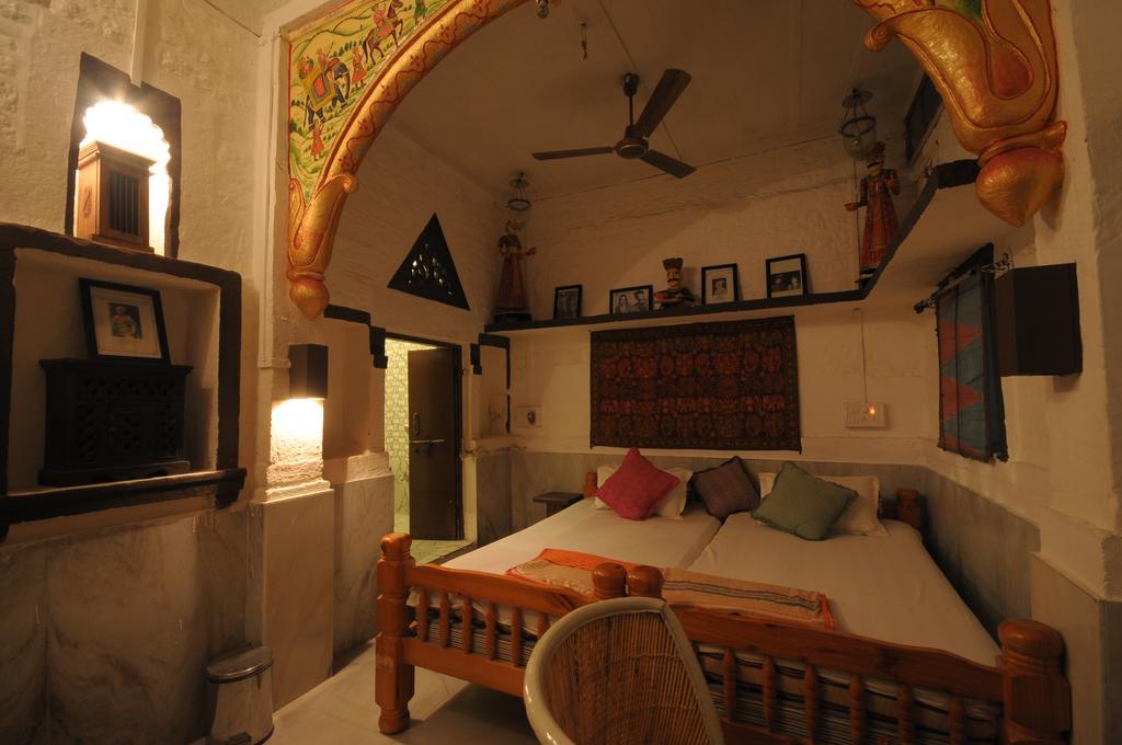 Castle View Heritage Haveli Jodhpur  Room photo
